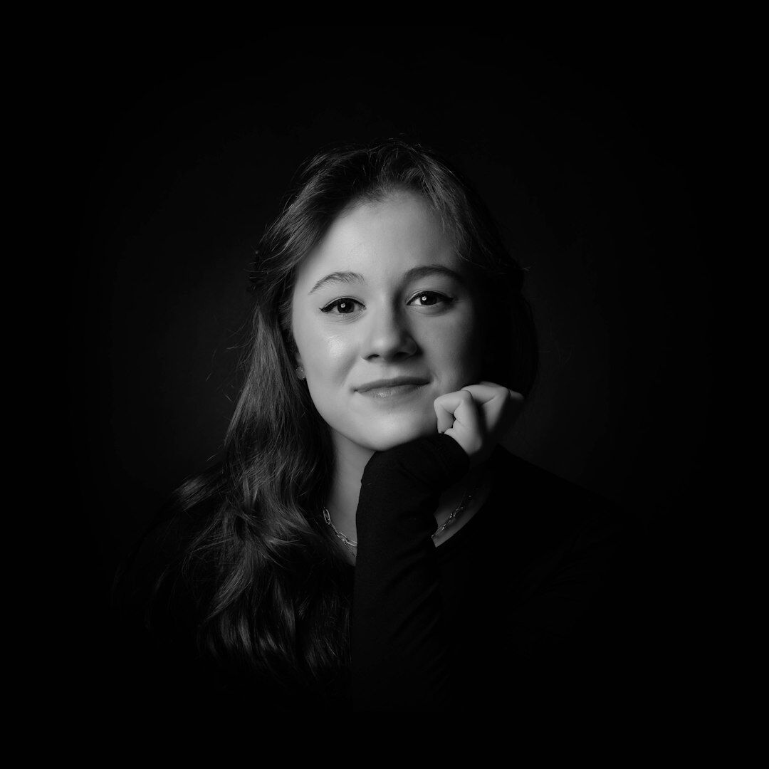 Professional woman portrait for business headshot